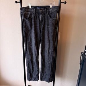 GAP Men's black relaxed Straight Jeans